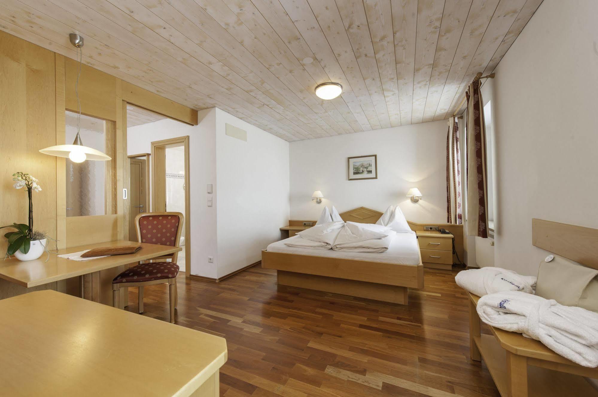 Hotel Gampen Solda Exterior photo