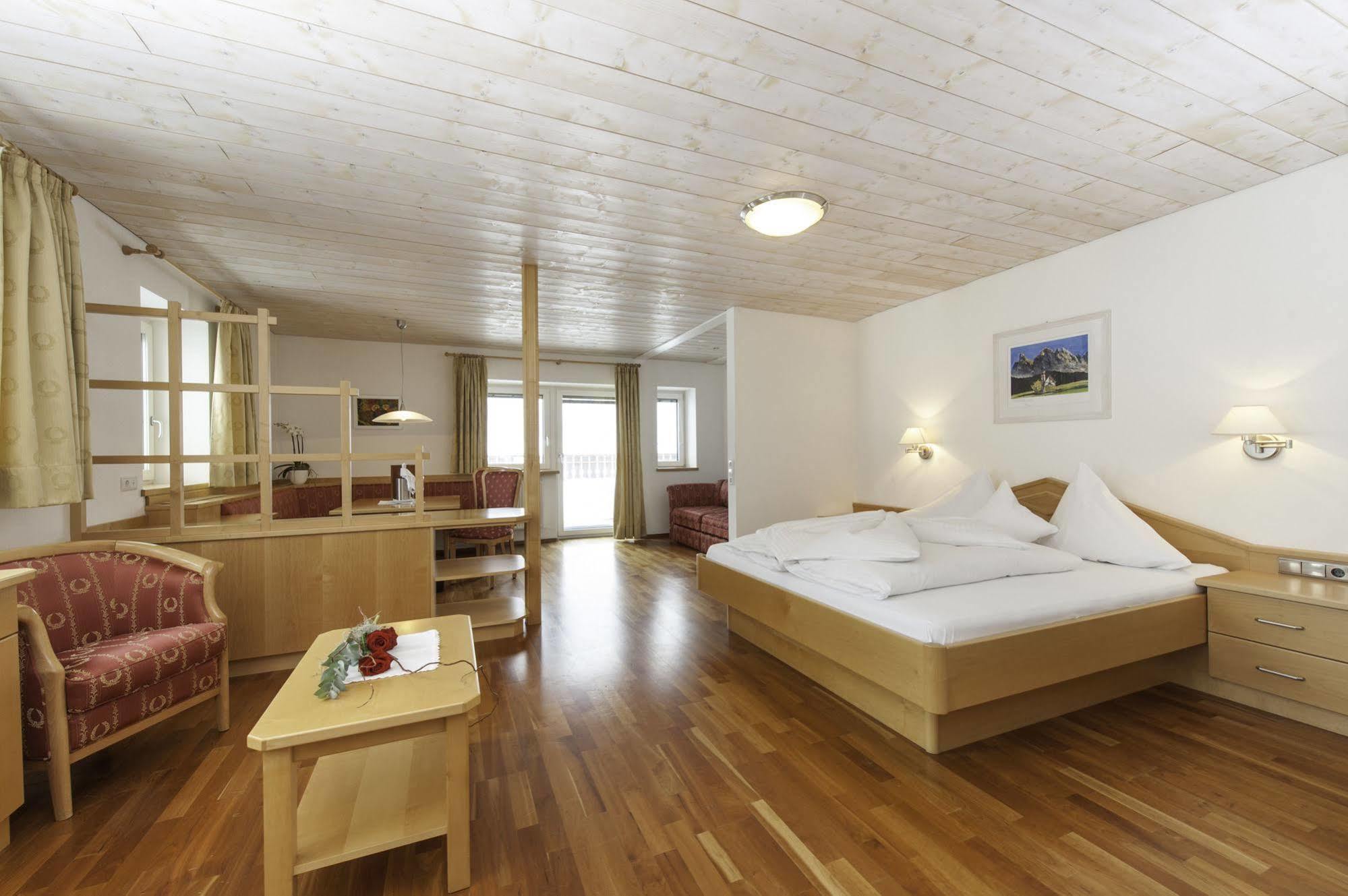 Hotel Gampen Solda Exterior photo